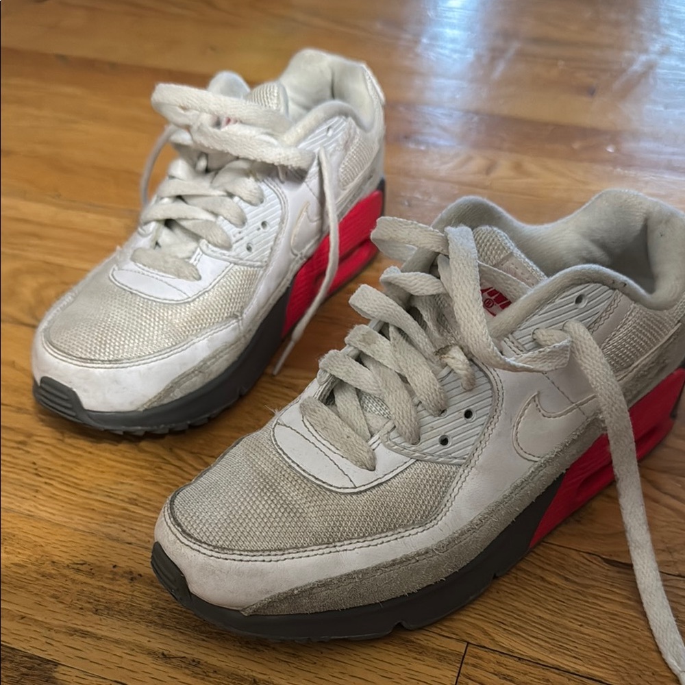 Nike White Sneakers with Classic Design and Comfort